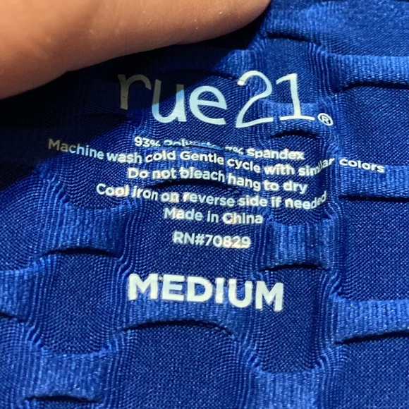 Juniors Size Medium Blue Rue21 Better Butt Leggings - Picture 2 of 4